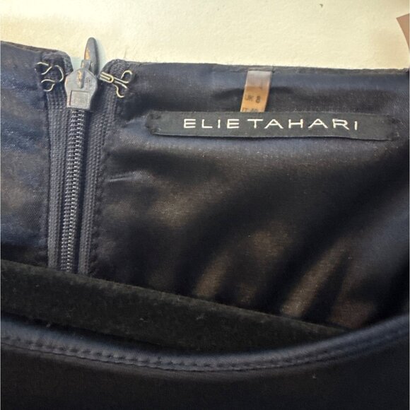 Elie Tahari Black Sheath Dress For Women Size 4  3/4 Sleeves Back Zip Closure Fi - Picture 3 of 4